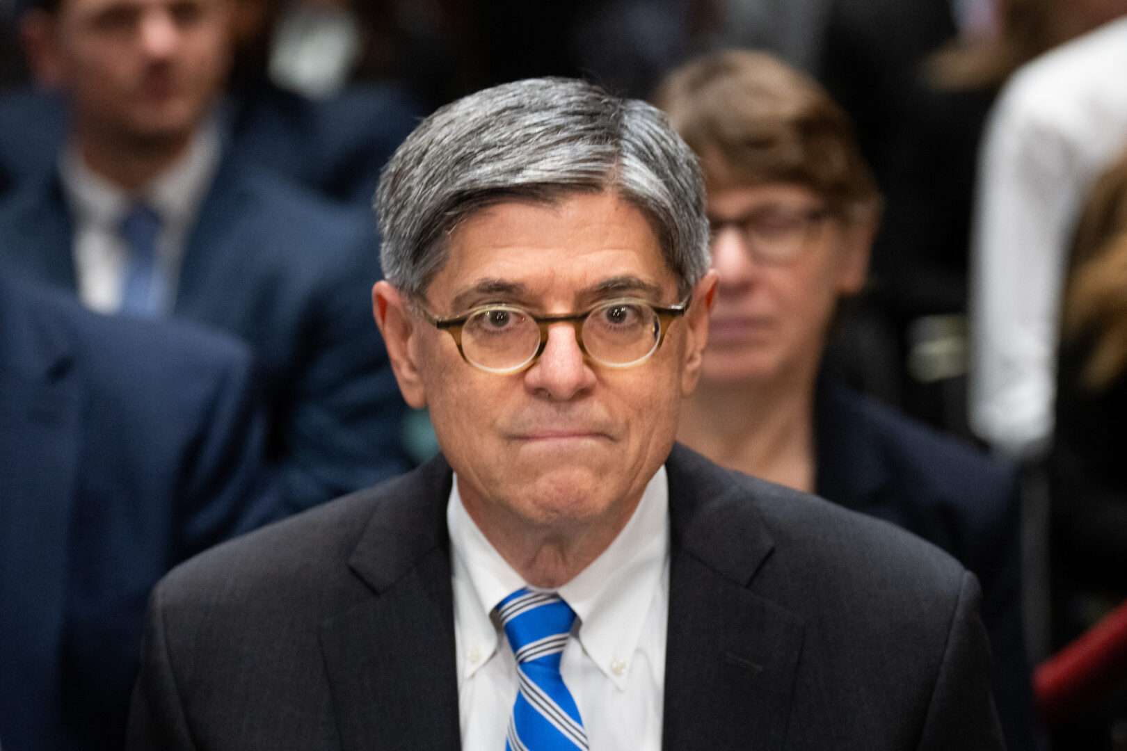 Jacob J. Lew received only one Republican vote as the Senate Foreign Relations Committee advanced his nomination to be U.S. ambassador to Israel. 