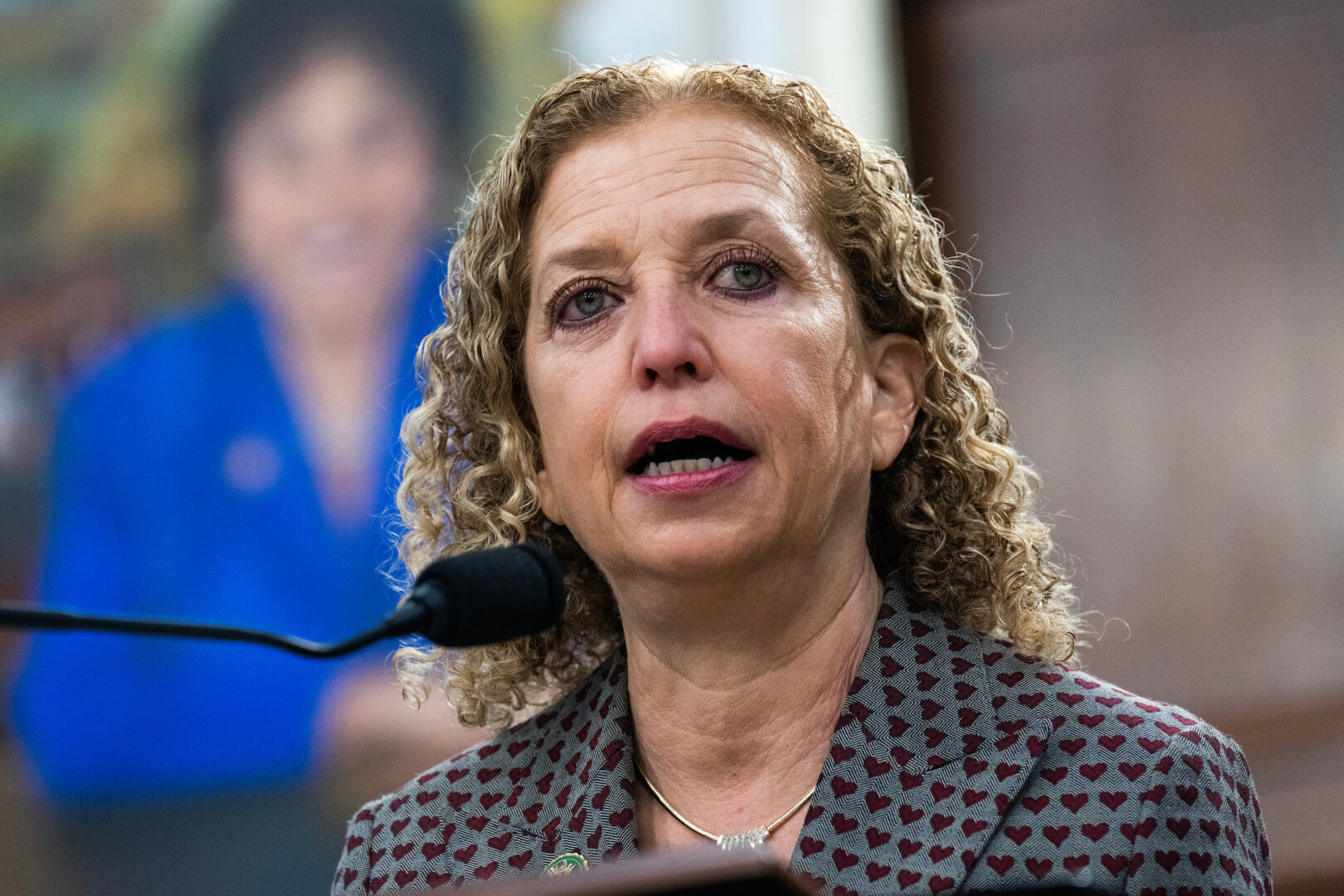 Florida Democratic Rep. Debbie Wasserman Schultz has called for the Florida surgeon general to resign over recommendations he made regarding a measles outbreak in the state.